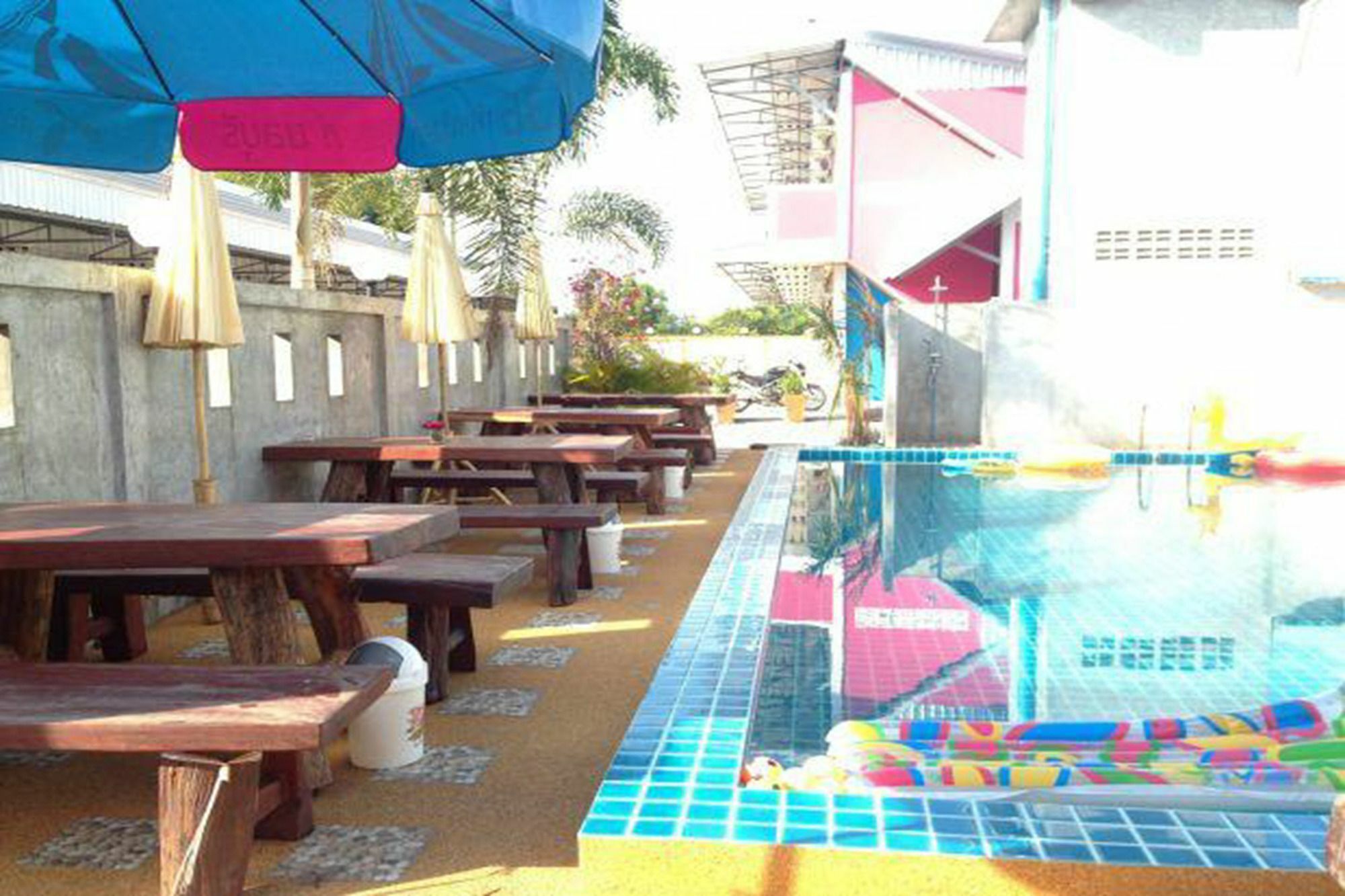 Mee Rak Vintage Hotel Bang Sare Bagian luar foto